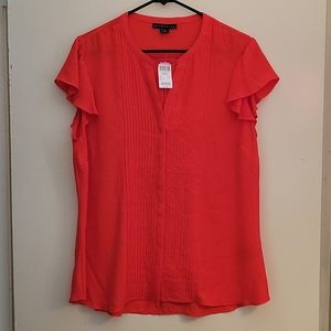 Flowy v neck blouse